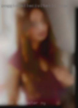 Im Rochester, NY 5'2  with brown hair and green eyes.